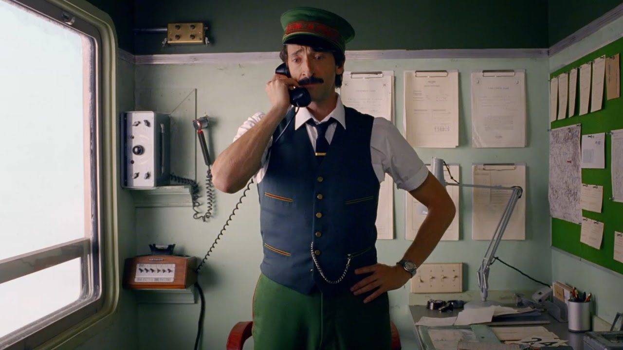 Wes Anderson dirige Adrien Brody nello spot natalizio di H&M