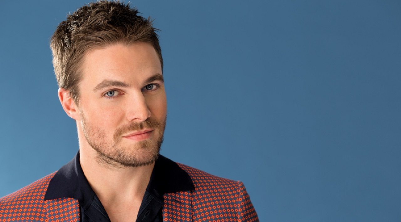 Arrow: Stephen Amell ringrazia i fan per il loro supporto