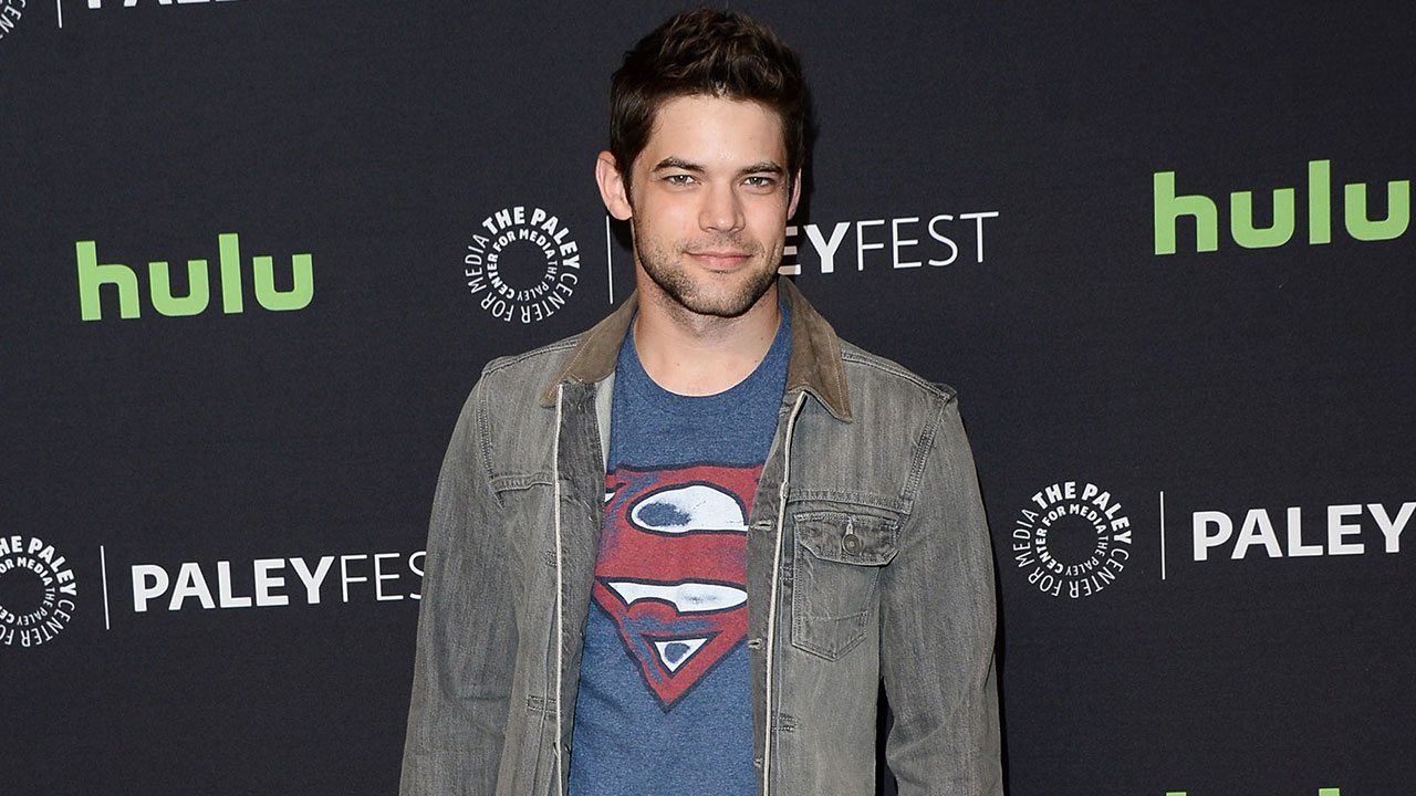 Jeremy Jordan su Supergirl: ecco quale sarà il futuro di Winn dopo l’episodio crossover