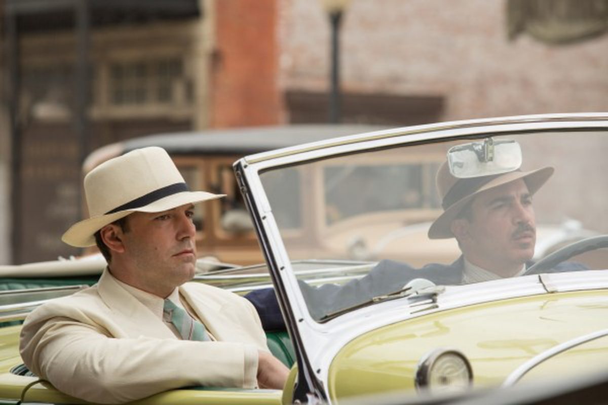 La legge della notte: Ben Affleck è un gangster nelle foto dal film Live by Night