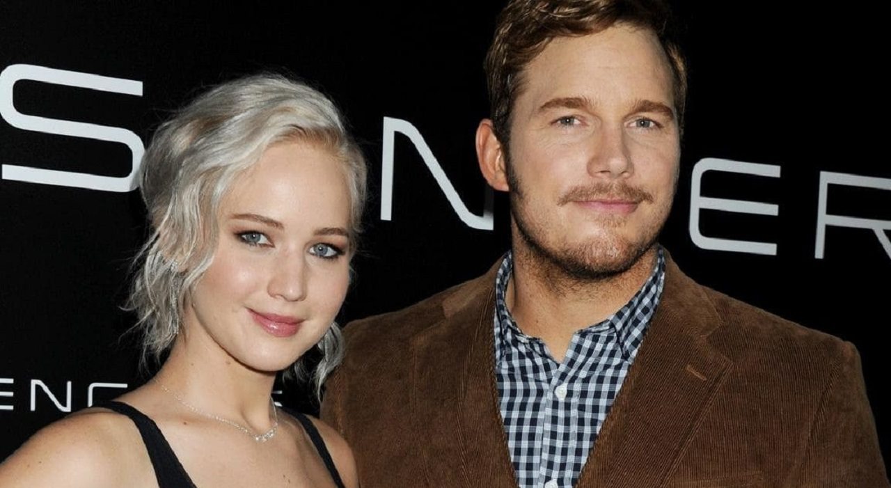 Passengers: Jennifer Lawrence si vendica su Chris Pratt