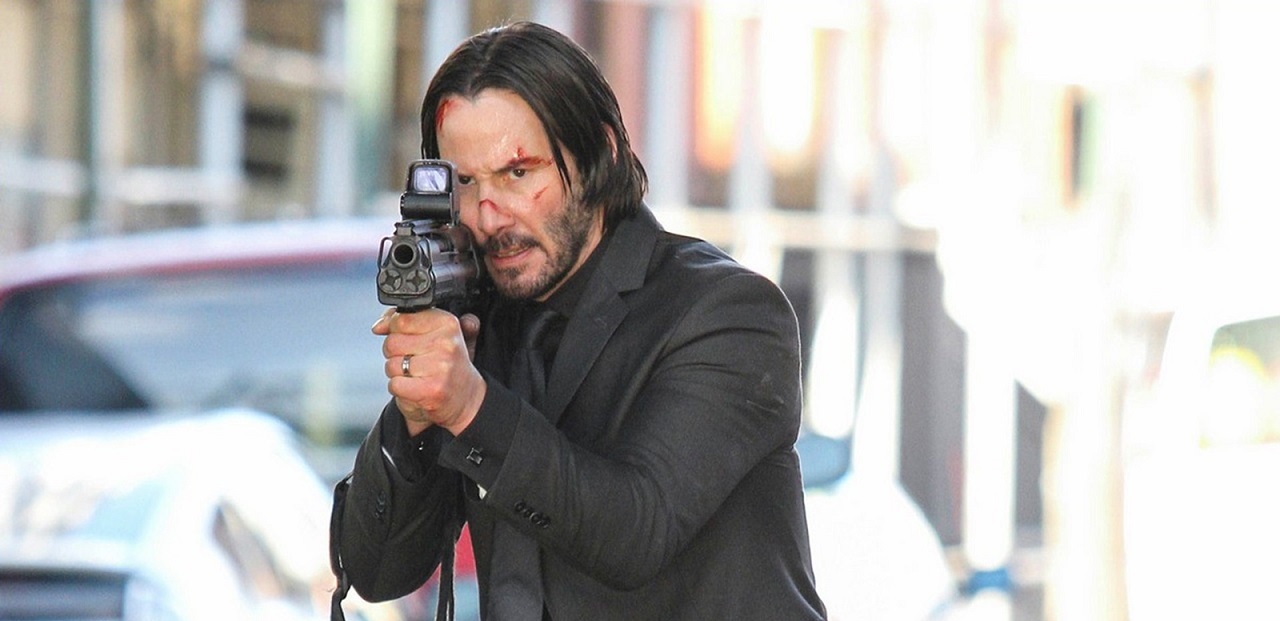 John Wick 2: Keanu Reeves spiega il Gun Fu nella nuova featurette