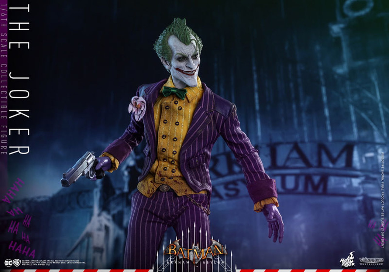 Batman: Arkham Asylum - Hot Toys svela le action figure del Joker