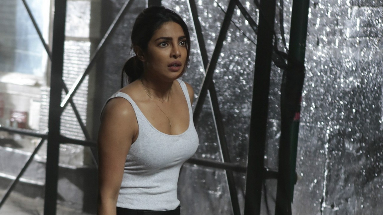 Priyanka Chopra infortunata sul set di Quantico, ecco cosa è successo