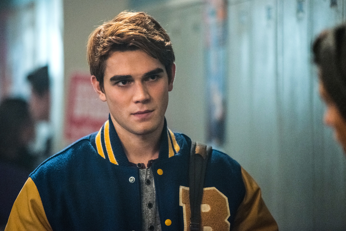 Riverdale 1×12: Trama di “Chapter Twelve: Anatomy of a Murder”