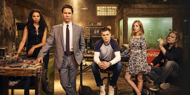 Travelers: recensione della serie tv Netflix con MacKenzie Porter