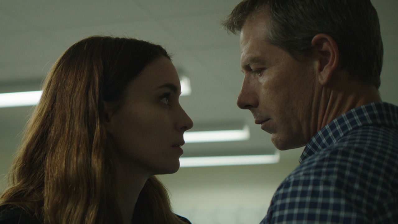 Rooney Mara e Ben Mendelsohn nel primo trailer di Una