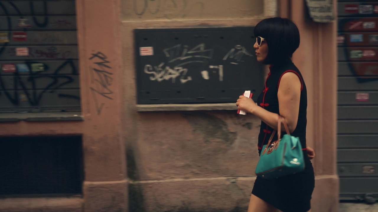 Strane Straniere: trailer del documentario di Elisa Amoruso, dall’8 marzo al cinema