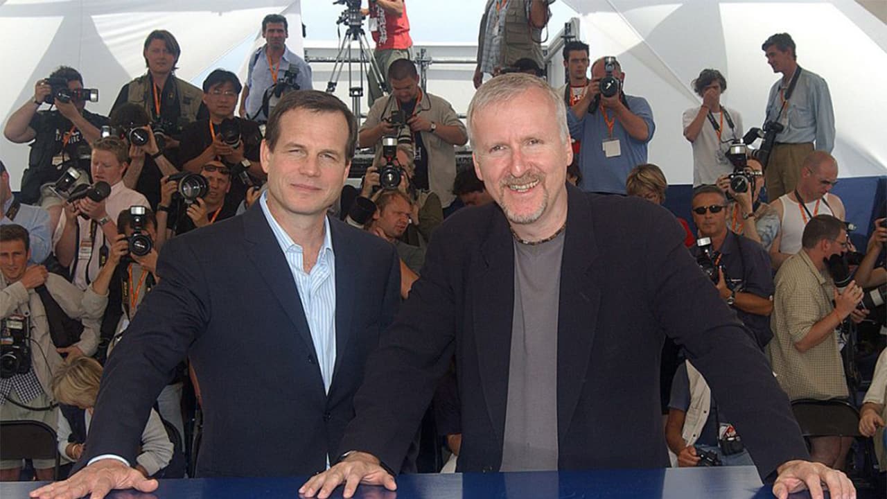 James Cameron: “Il mondo è un posto più piccolo dopo la morte di Bill Paxton”