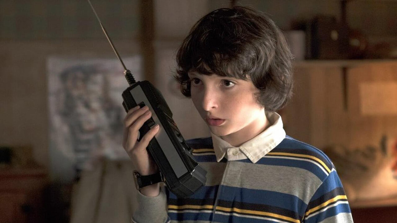 IT di Stephen King: Finn Wolfhard nella prima foto dal film