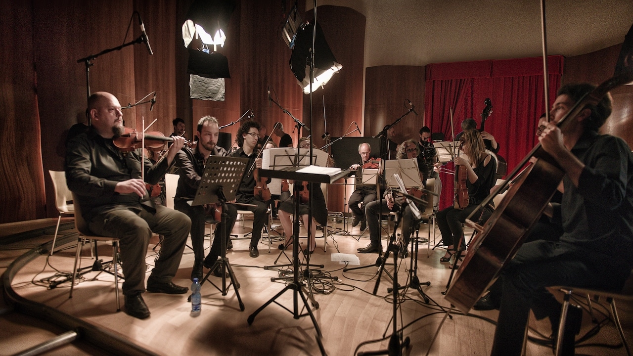 Piani Paralleli: rivelate due clip del film sul jazz, al cinema dal 7 aprile