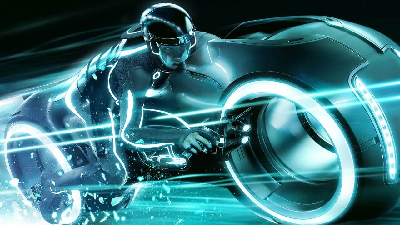 Tron 3: il regista Joseph Kosinski rivela la trama del film