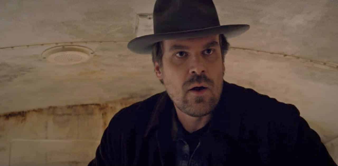 David Harbour a Milano a ruota libera su Stranger Things 2 e Hellboy