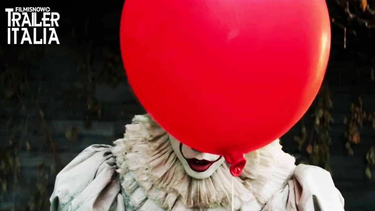 IT: Pennywise è pronto a uccidere nel primo trailer ufficiale