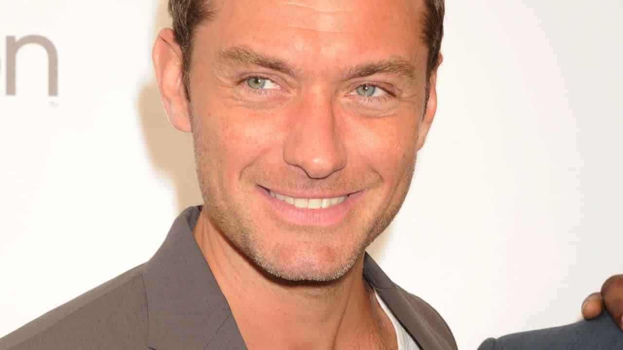 Jude Law è pronto a lavorare al fianco di JK Rowling per Animali Fantastici e Dove Trovarli