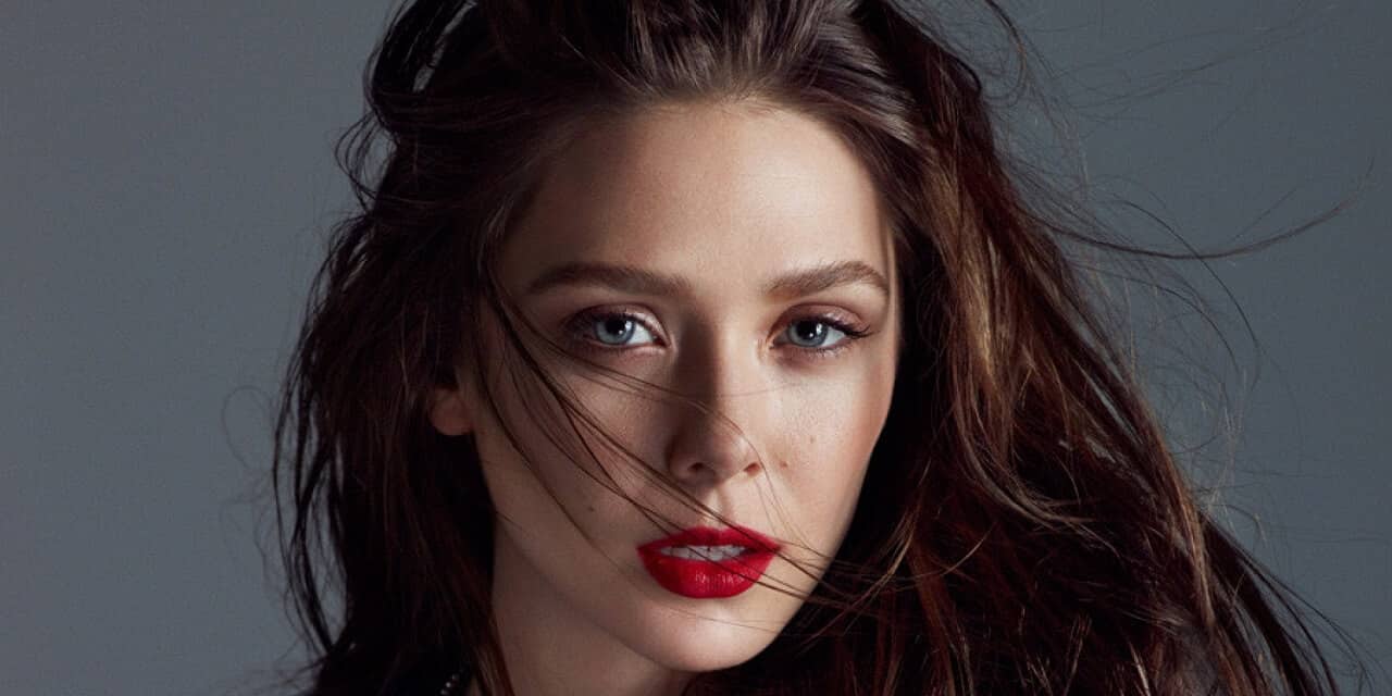 Elizabeth Olsen torna nei panni di Scarlet Witch nella nuova foto dal set di Avengers: Infinity War