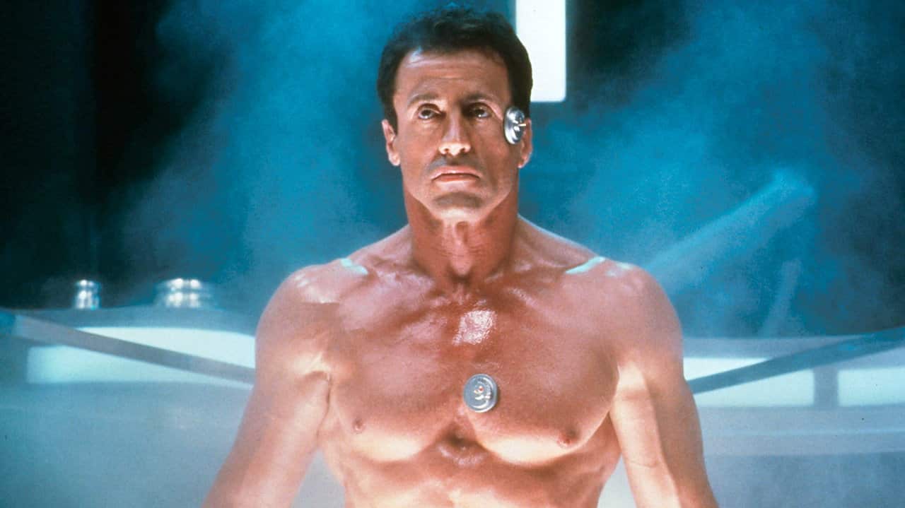 Sylvester Stallone cita in giudizio Warner Bros. per disonestà sui profitti di Demolition Man