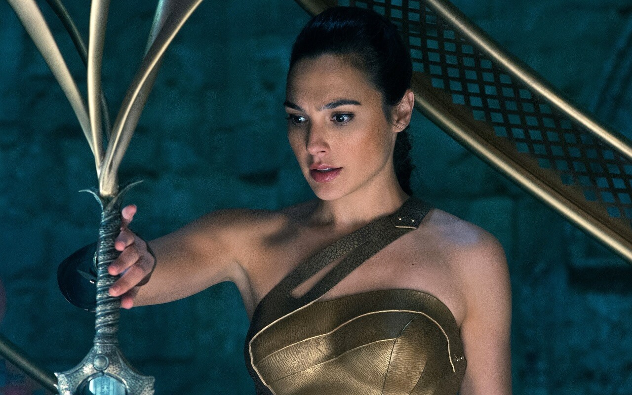 Gal Gadot: “Wonder Woman farà di tutto pur di fermare la Guerra”