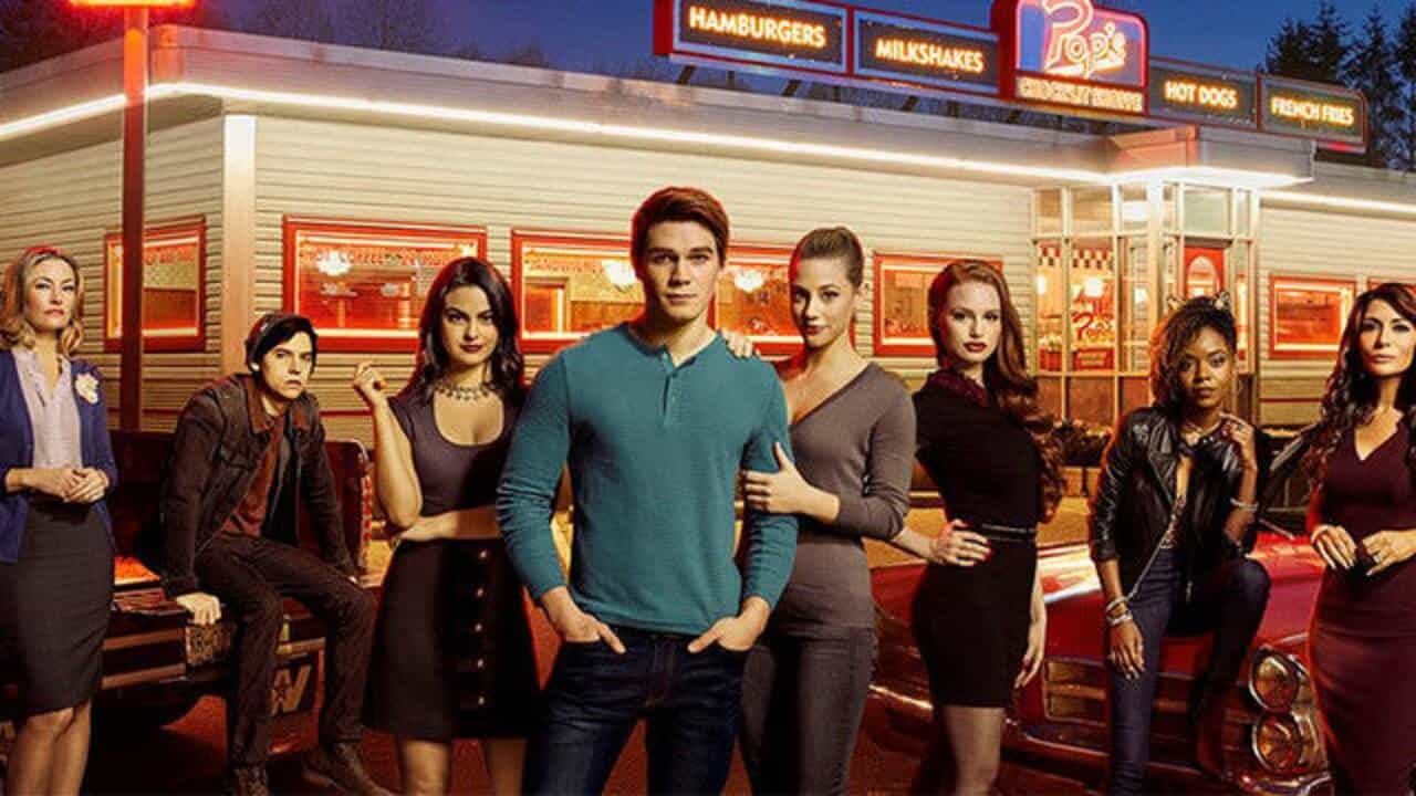 Riverdale 2 – rivelato il sinistro poster della nuova stagione