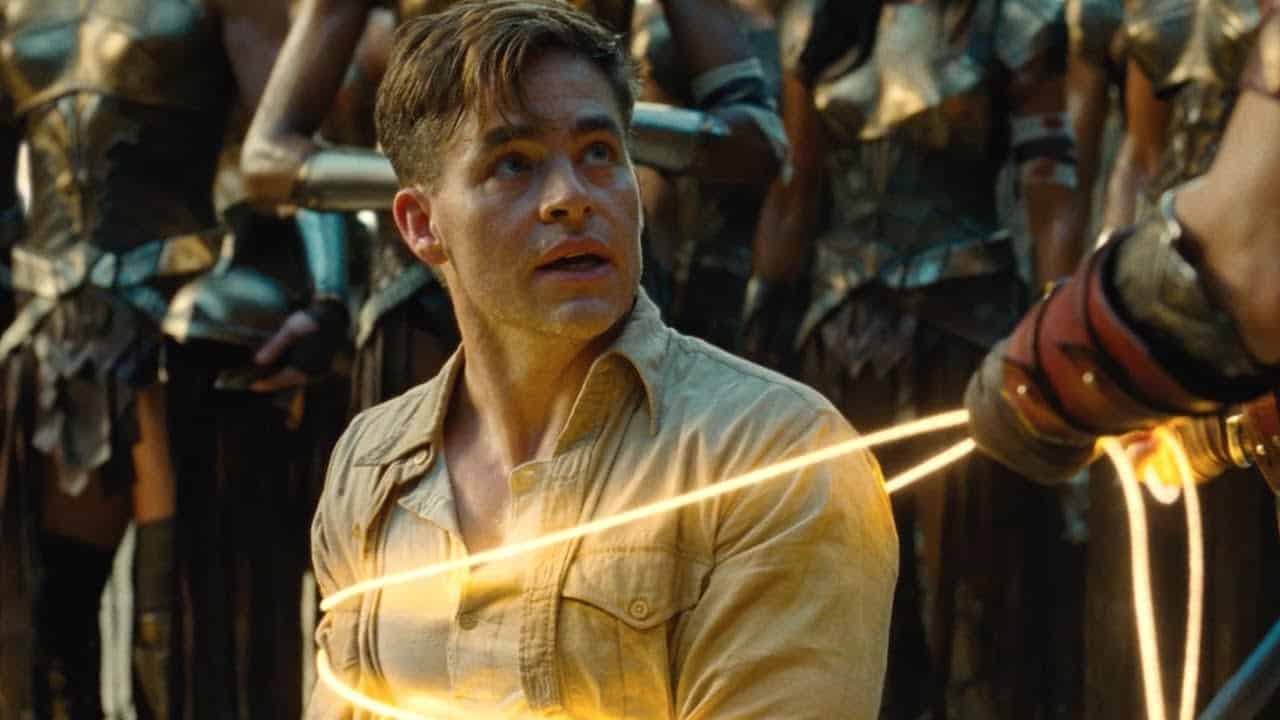 Wonder Woman: Chris Pine è una spia nella prima clip ufficiale italiana