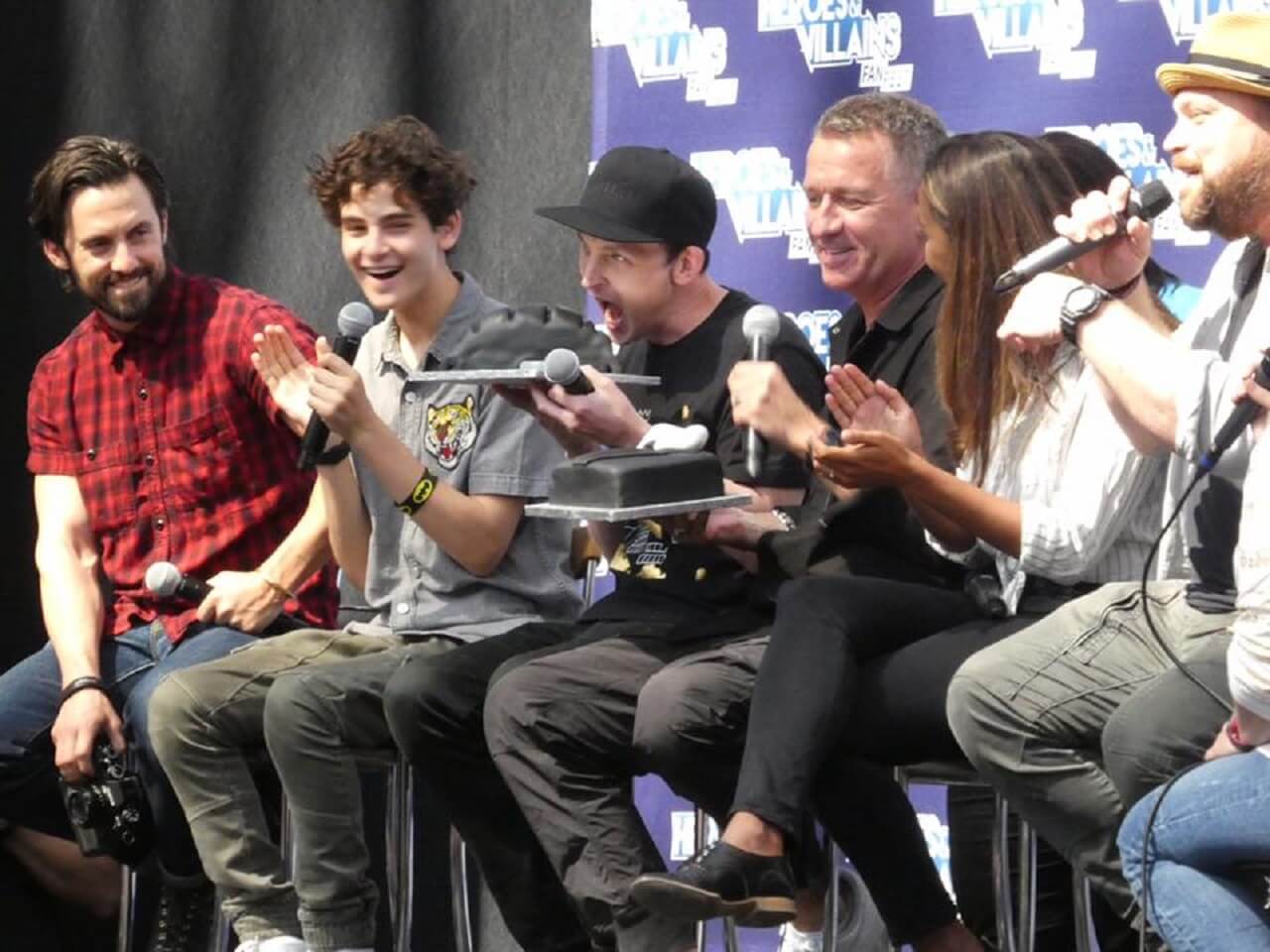 Heroes & Villains Fan Fest: il cast di Gotham svela alcune curiosità sullo show