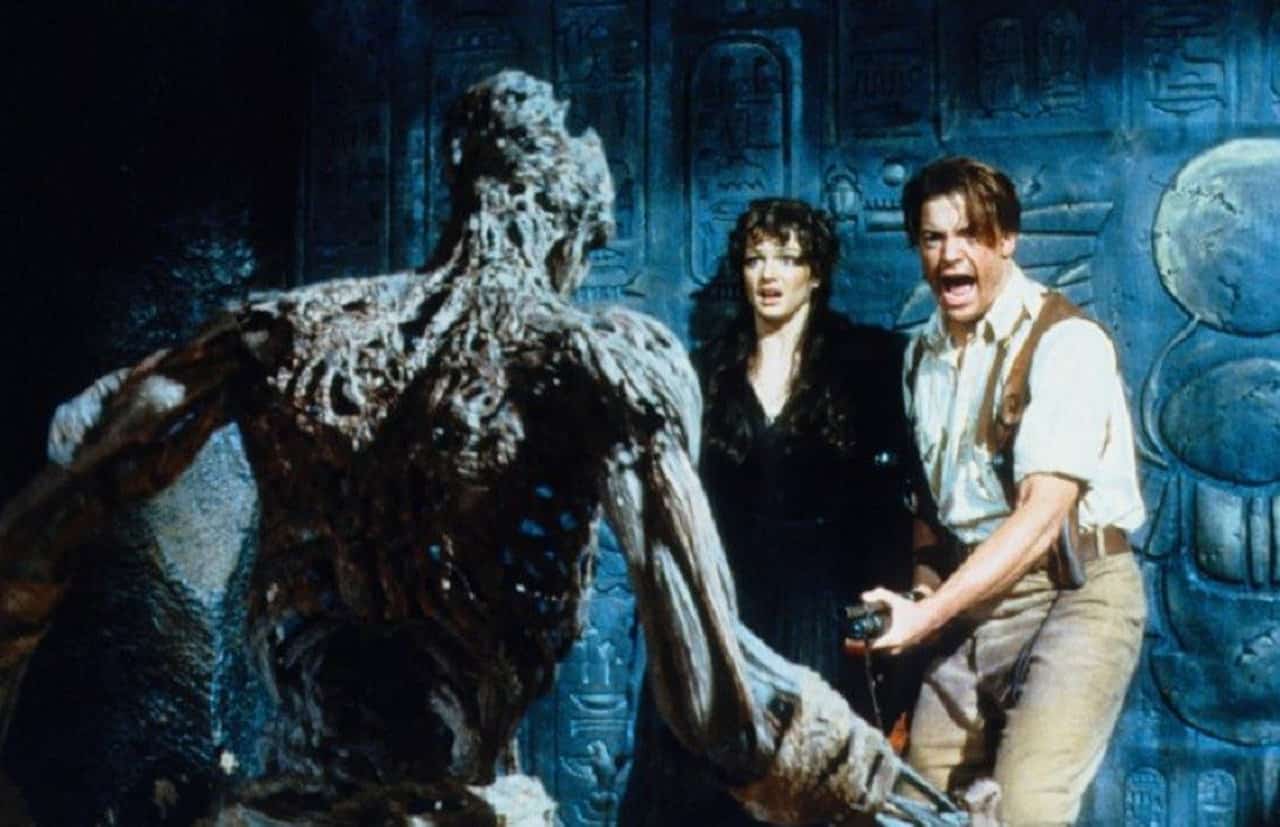 La Mummia: un easter egg del film con Tom Cruise celebra La Mummia del 1999!