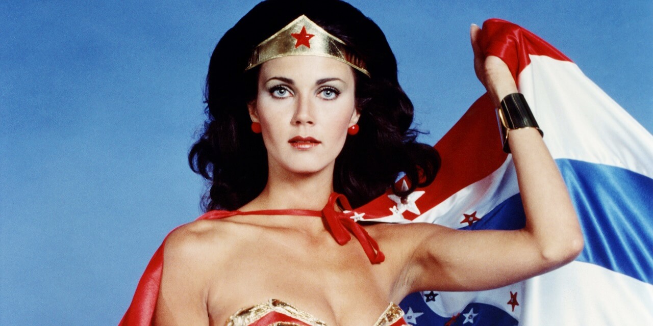 Lynda Carter elogia Wonder Woman