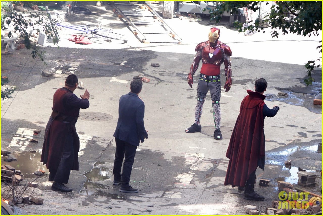 Avengers: Infinity War - nuove foto svelano maggiori dettagli sull'armatura di Iron Man