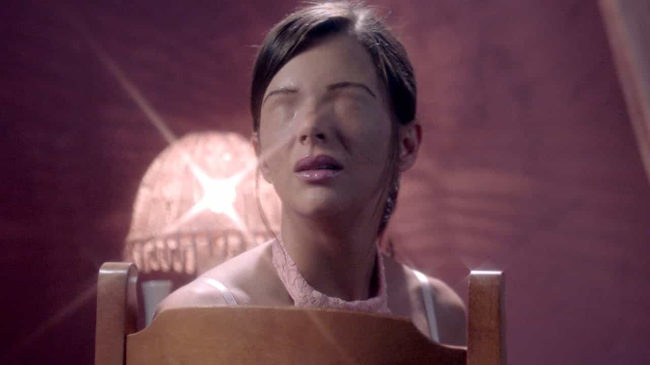 Pieles (Pelle): la recensione del disturbante film di Eduardo Casanova