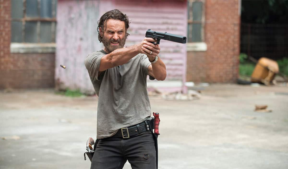 The Walking Dead 8: è guerra totale in trama e banner di “All Out War”