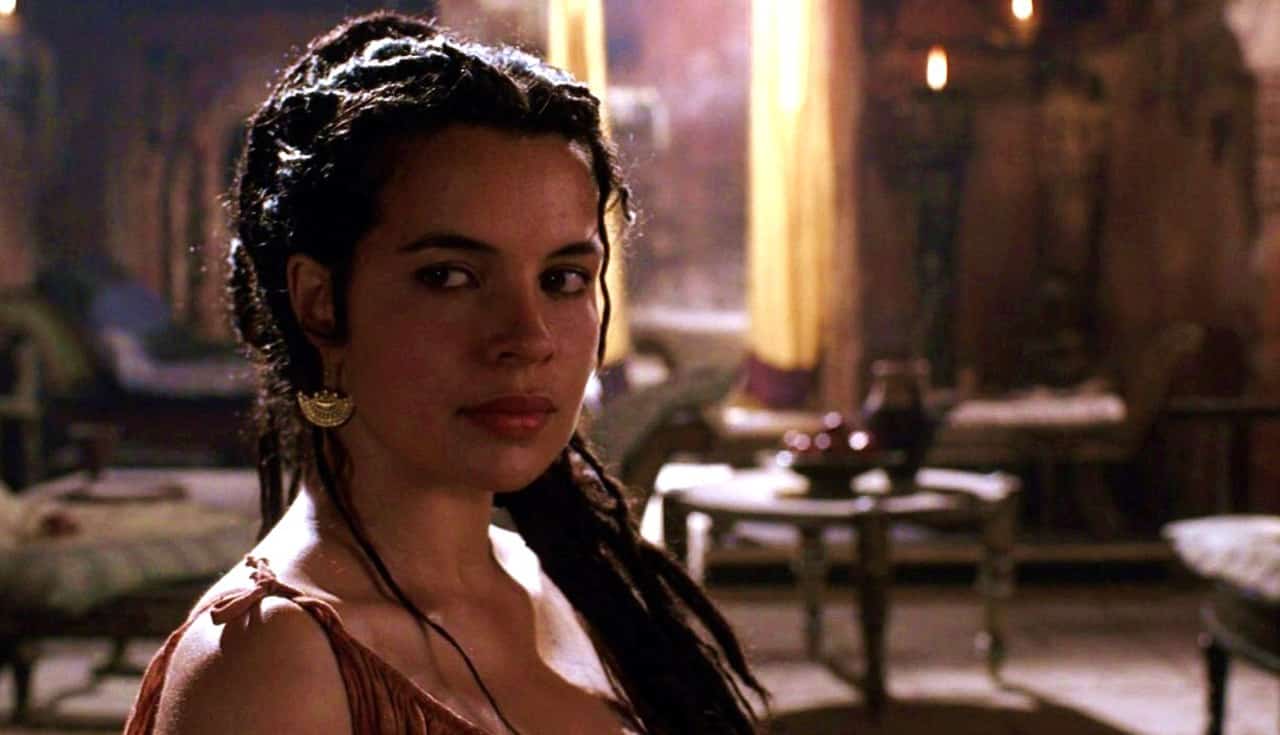 The Exorcist 2 – Zuleikha Robinson nel cast della serie in un ruolo ricorrente
