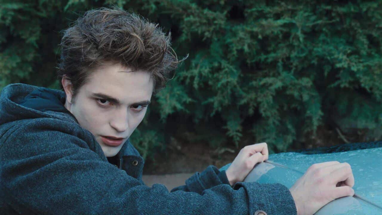 Twilight, Robert Pattinson e il problema del provino senza maglietta: “bevevo birra tutto il giorno”