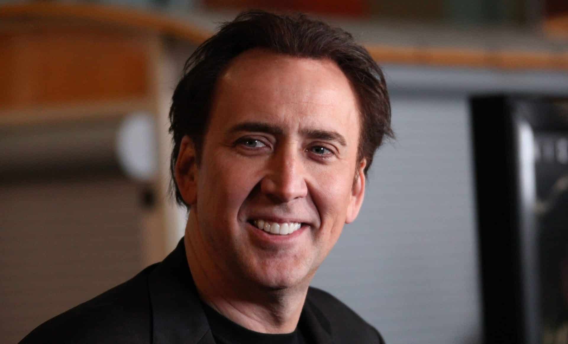 Between Worlds: Nicolas Cage protagonista del thriller