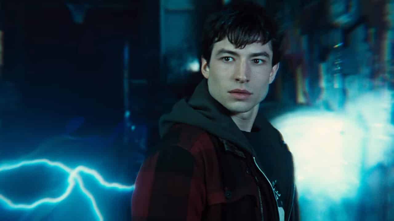 Justice League: una foto di Barry Allen omaggia Superman del 1978