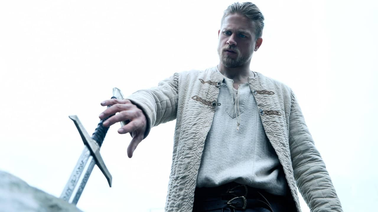 King Arthur – Il potere della spada: il film di Guy Ritchie in DVD e Blu-Ray