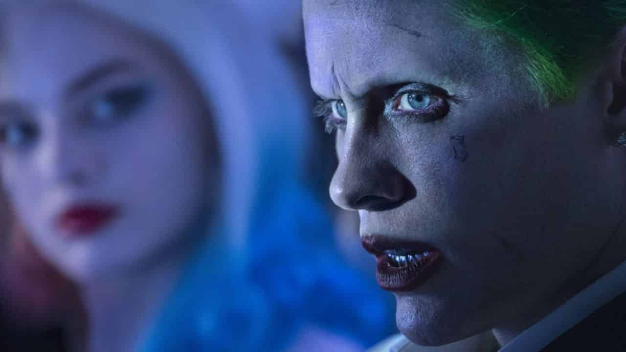 Suicide Squad: Jared Leto è il folle Joker in un’immagine inedita