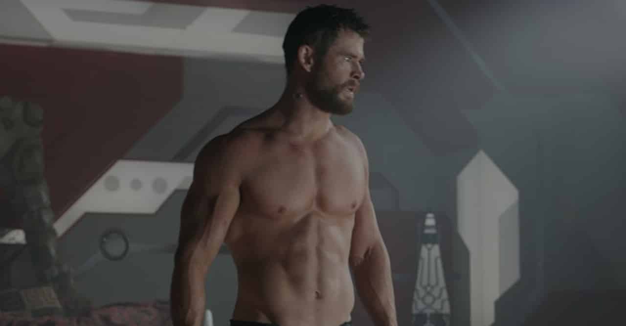 Thor: Ragnarok – nelle nuove foto Chris Hemsworth è a torso nudo!