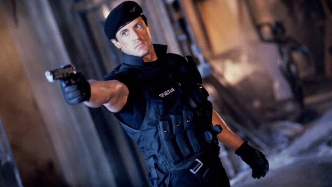 demolition man stasera in tv 10 curiosità film con sylvester stallone 5