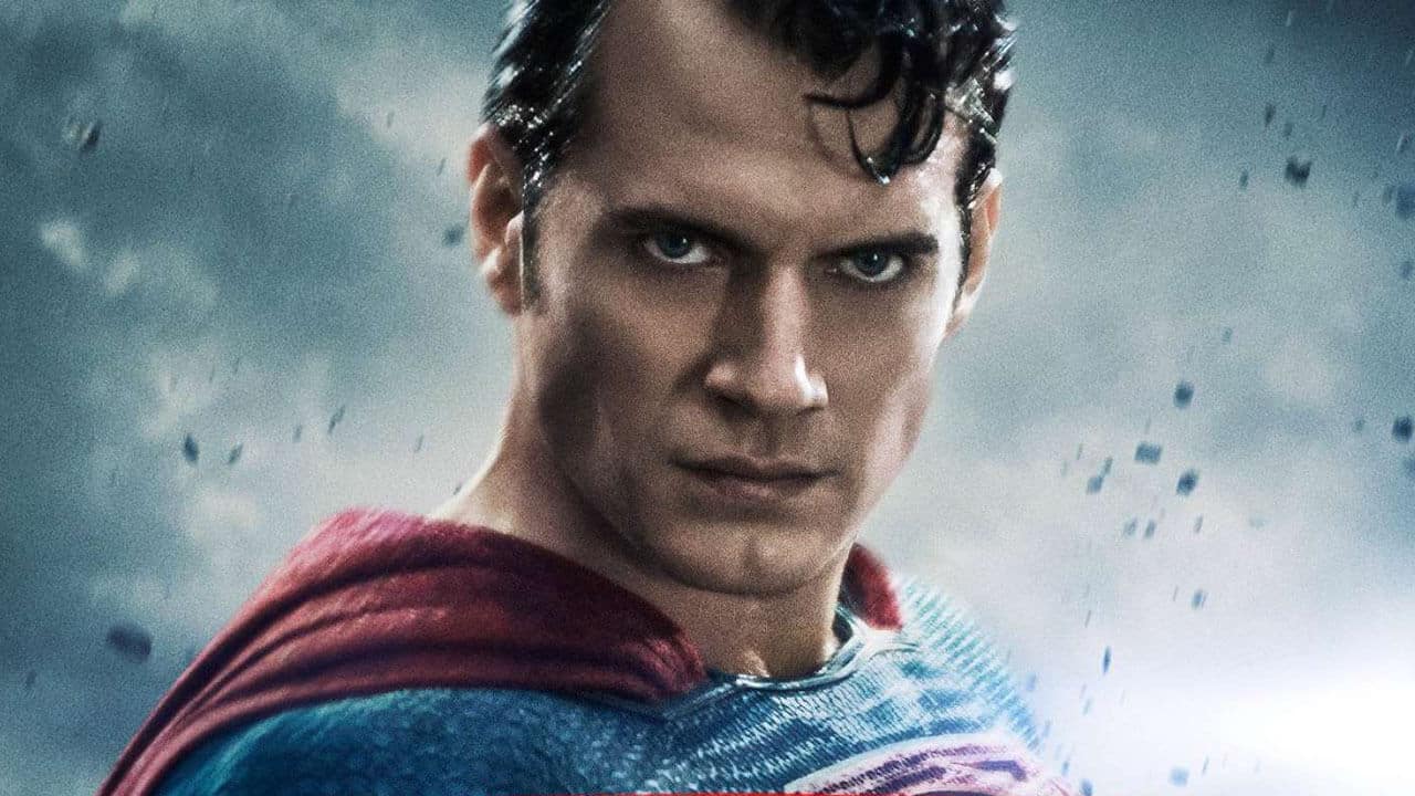 Justice League: Henry Cavill ringrazia i fan per il supporto