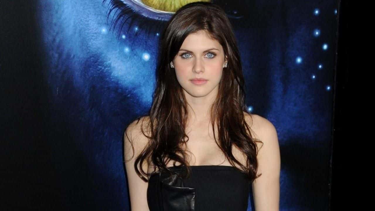 I Am Not A Bird: Alexandra Daddario nel thiller di William Olsson