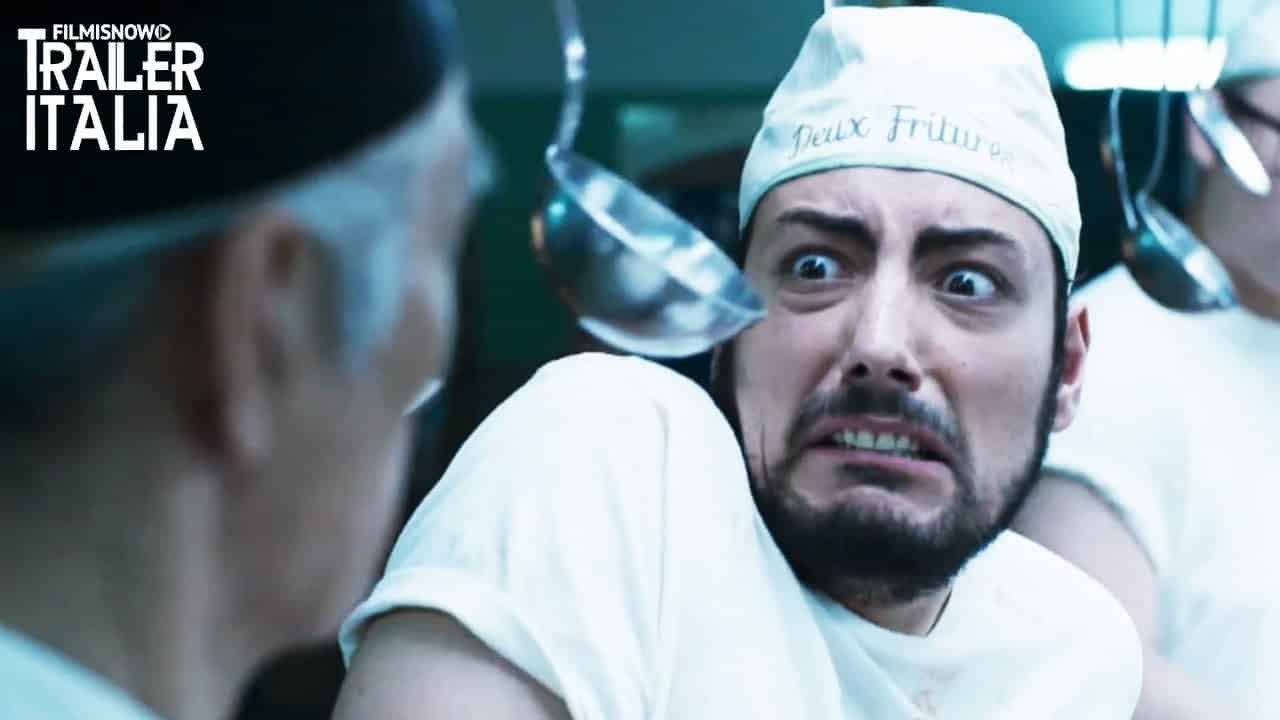 Addio Fottuti Musi Verdi: Ciro lavora al Deux Fritures nella prima clip