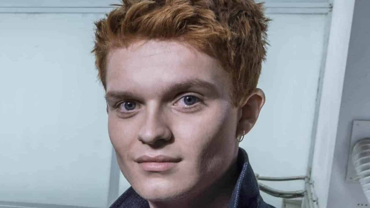 Tolkien: Tom Glynn-Carney nel cast del biopic sullo scrittore