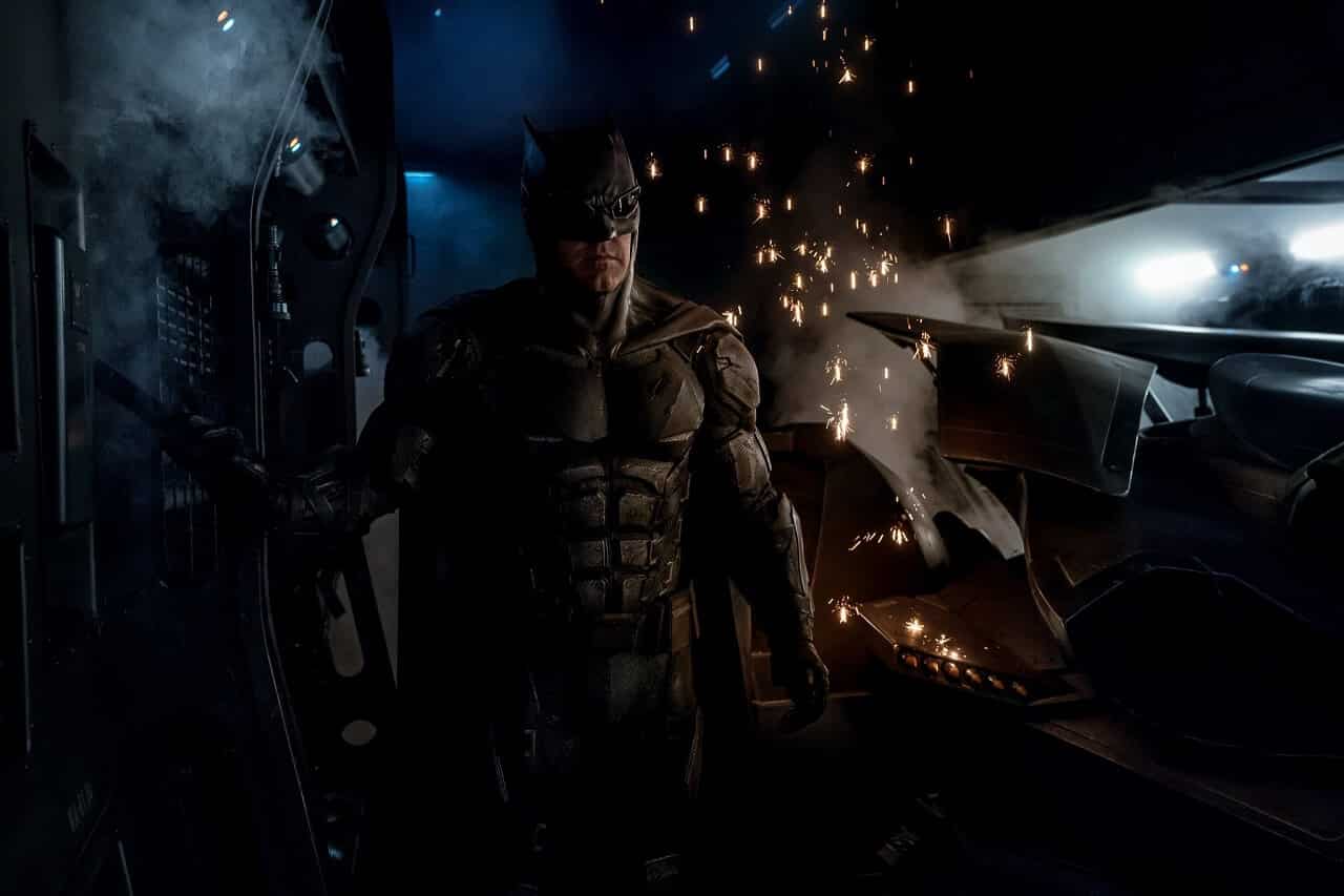 Justice League: il costume iniziale di Batman in un concept art