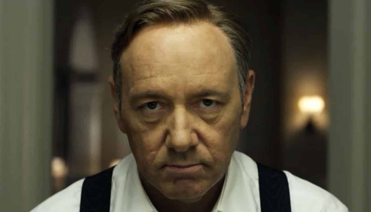 Kevin Spacey recita a Roma una poesia dal vivo, a sorpresa!