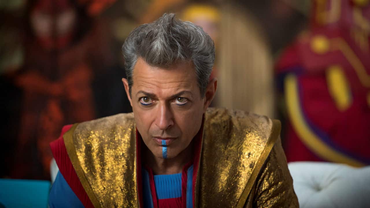 Thor: Ragnarok – in una scena eliminata i simboli universali di Jeff Goldblum