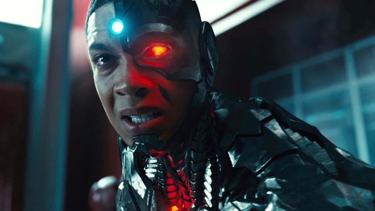 Ray Fisher rivela un ester egg di Cyborg in Batman v Superman