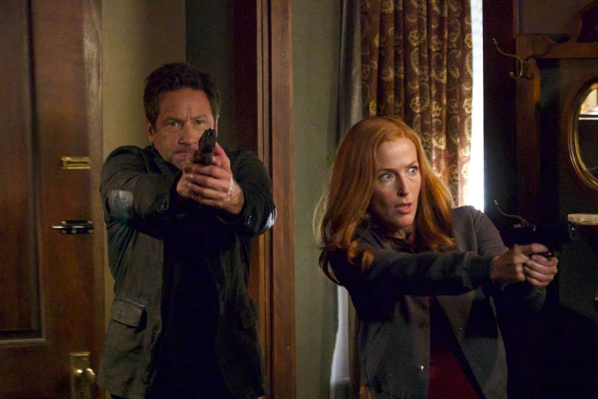 X-Files 11: Mulder e Scully tornano nelle prime foto dei primi due episodi