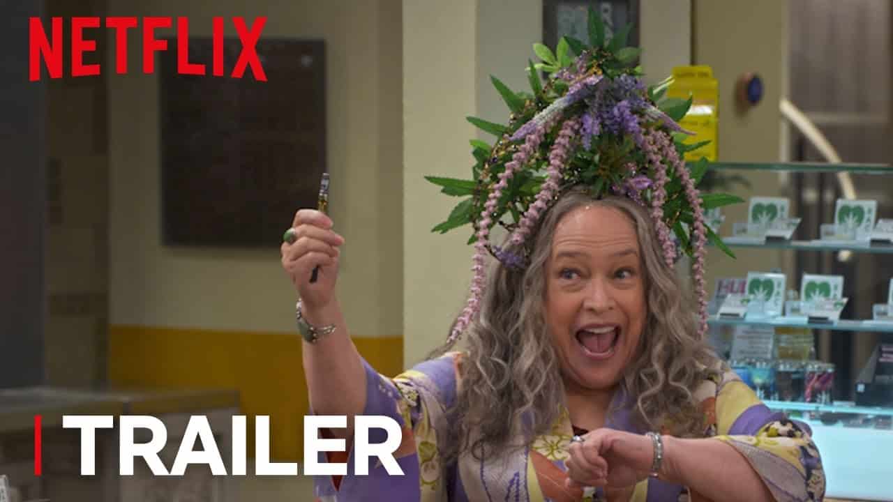 Disjointed – Stagione 2: Kathy Bates nel trailer della serie Netflix