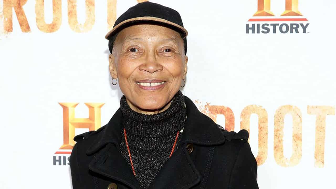Addio a Olivia Cole: muore a 75 anni la star di Radici e Tornando a casa