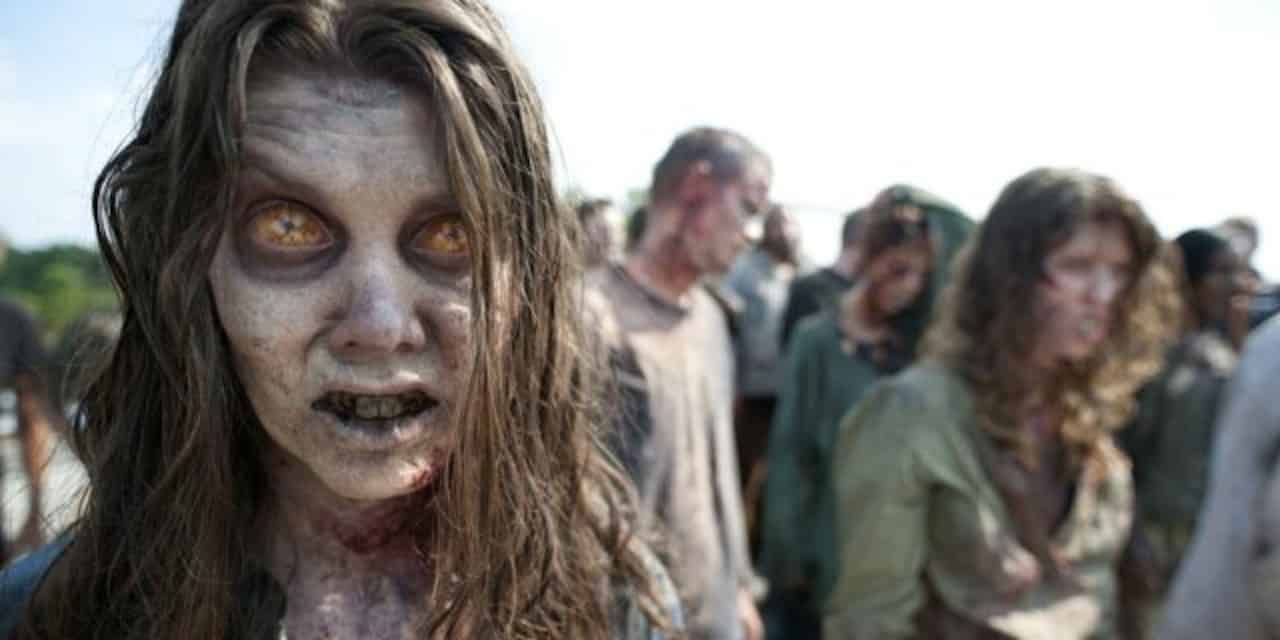 The Walking Dead – Stagione 8: in arrivo uno zombie completamente nudo